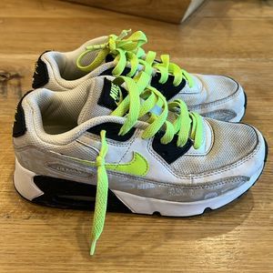 Nike Air Max 90s Leather Kids Size 2Y Lime Green Black & White